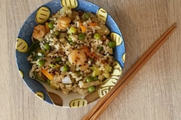 Arroz integral con verduras y gambas