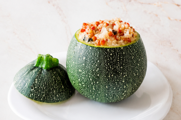 Calabacines redondos rellenos de quinoa y lentejas