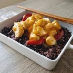 Pollo thai con mango