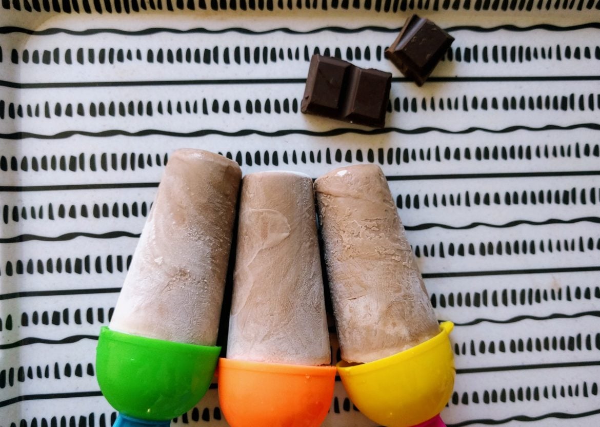 Coconut & Chocolate popsicle: a summer snack