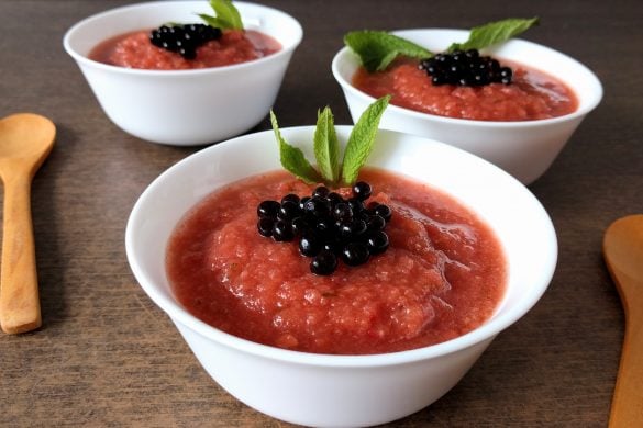 Gazpacho con perlas de vinagre