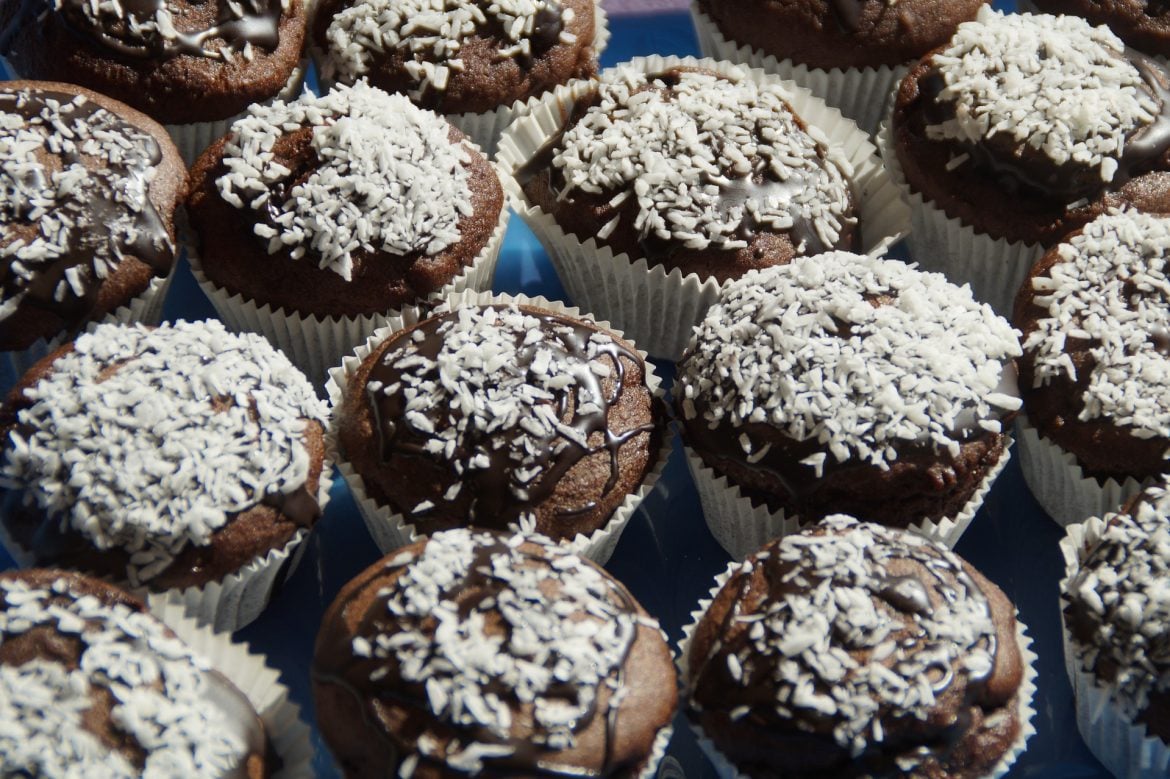 Cacao & Coconut vegan muffins