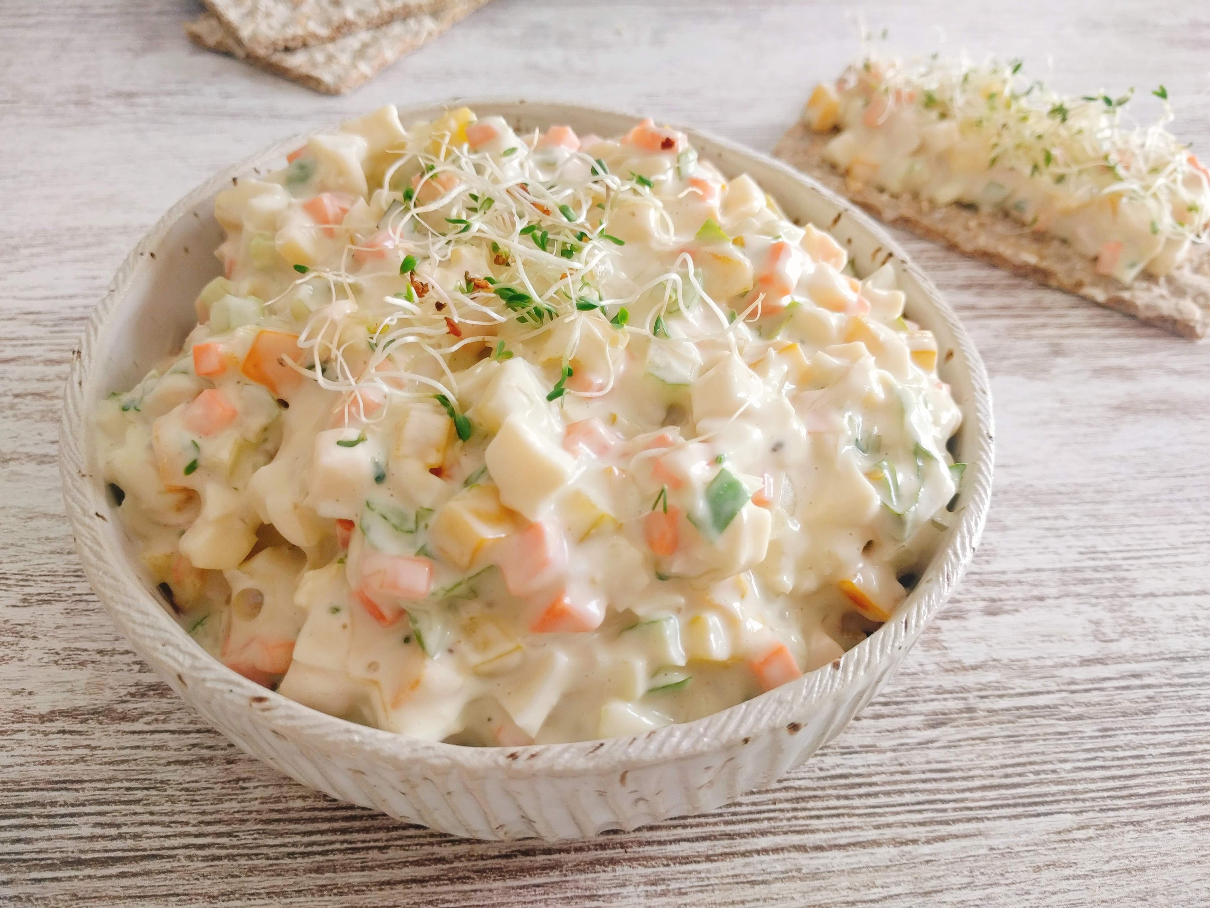 Ensalada de huevo con mayonesa casera